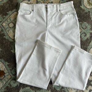Gloria Vanderbilt “Amanda” white jeans